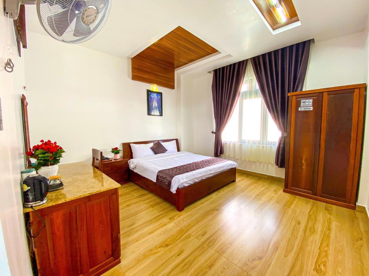 Duy Thao Hotel Далат Екстер'єр фото